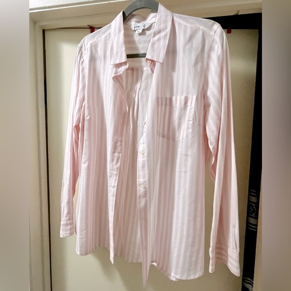Old Navy Classic Button Up Pink and White Stripe size Large - Picture 1 of 5